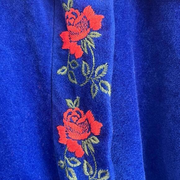 Vintage 60s - 70s cobalt blue peter pan collar snap button robe - Picture 3 of 5